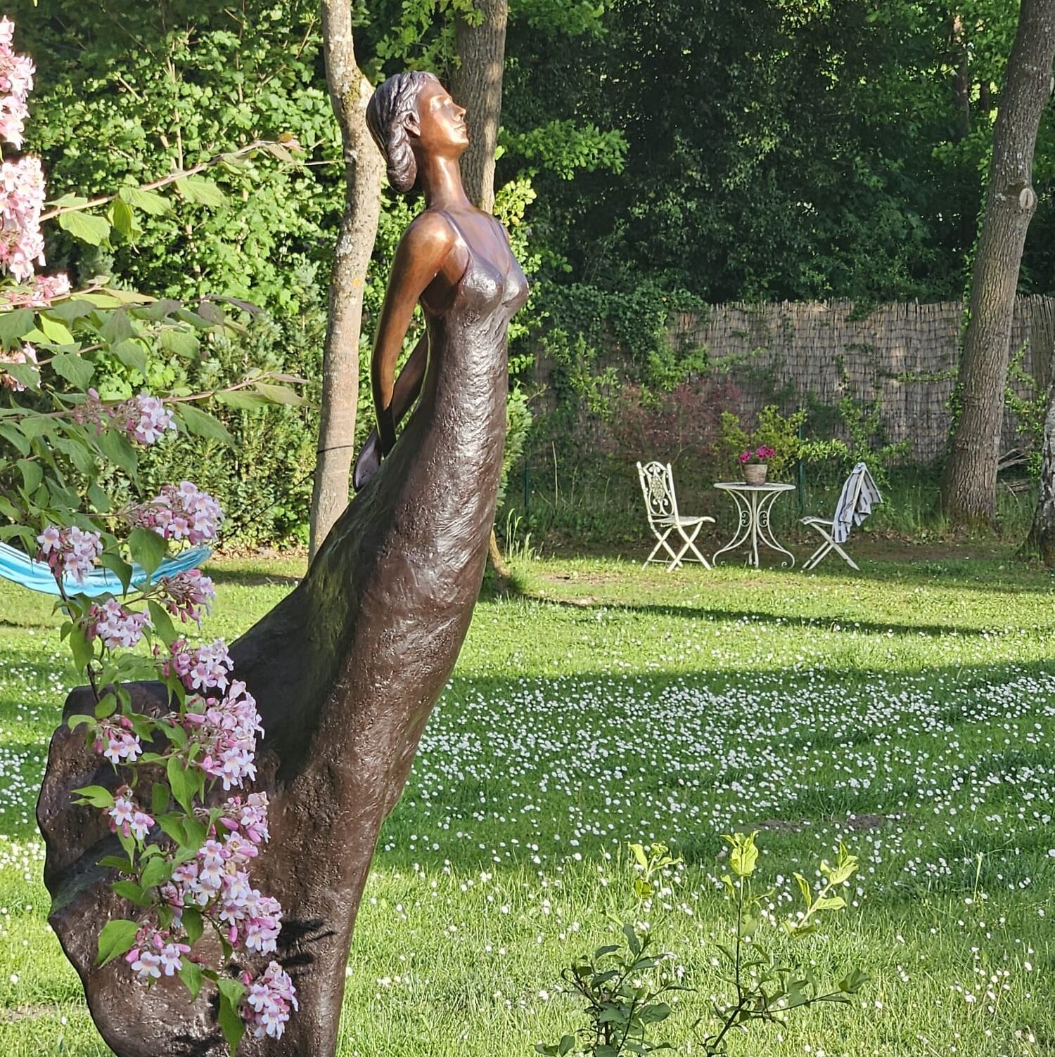 Kundenfoto Bronzefigur FLORANCE, Wendelstein/Franken
