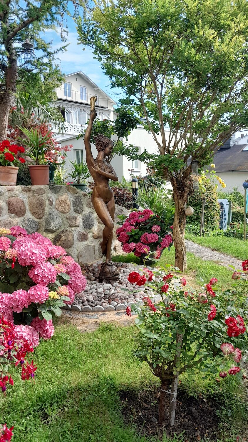 Sassnitz/Rügen: Bronzewasserspeier AURORA