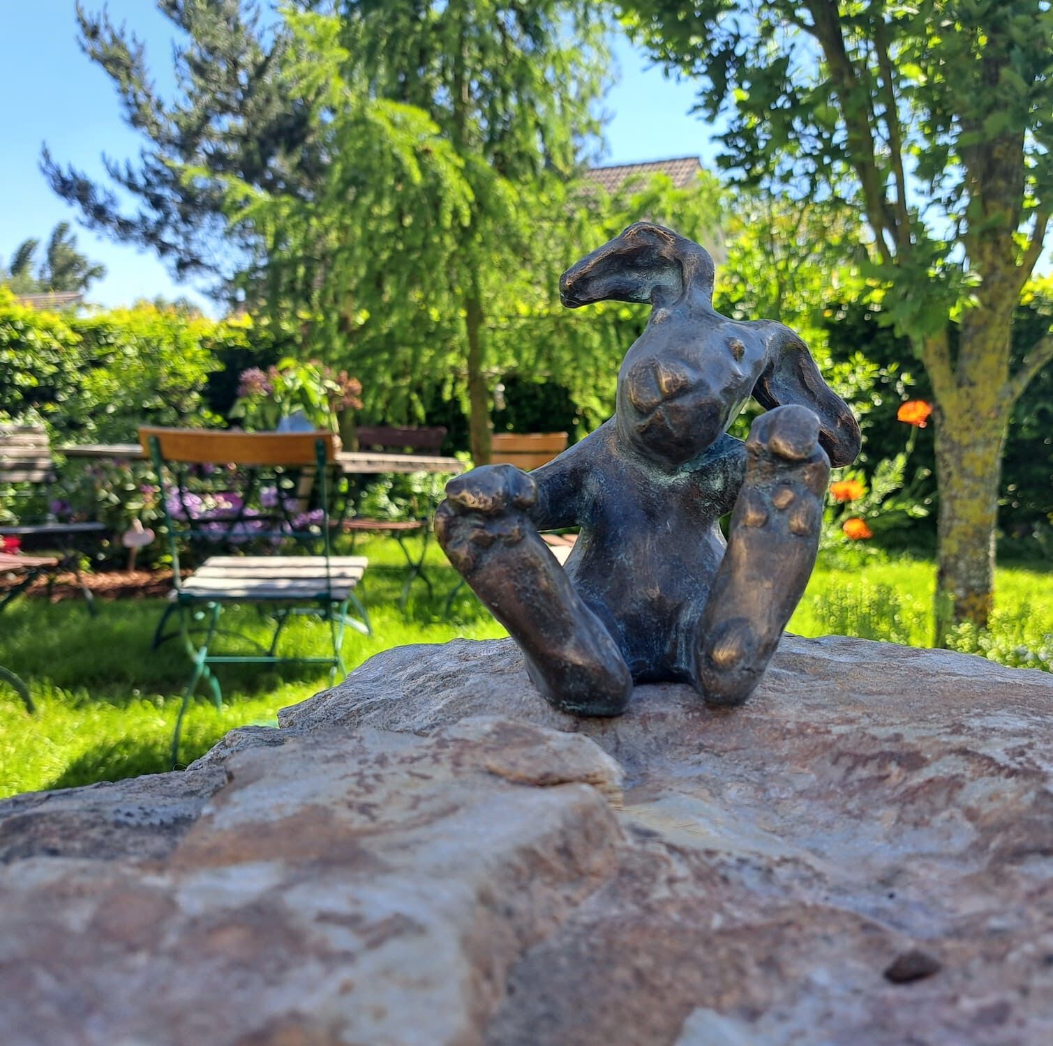 Kastellaun , Bronzehase MEINARD