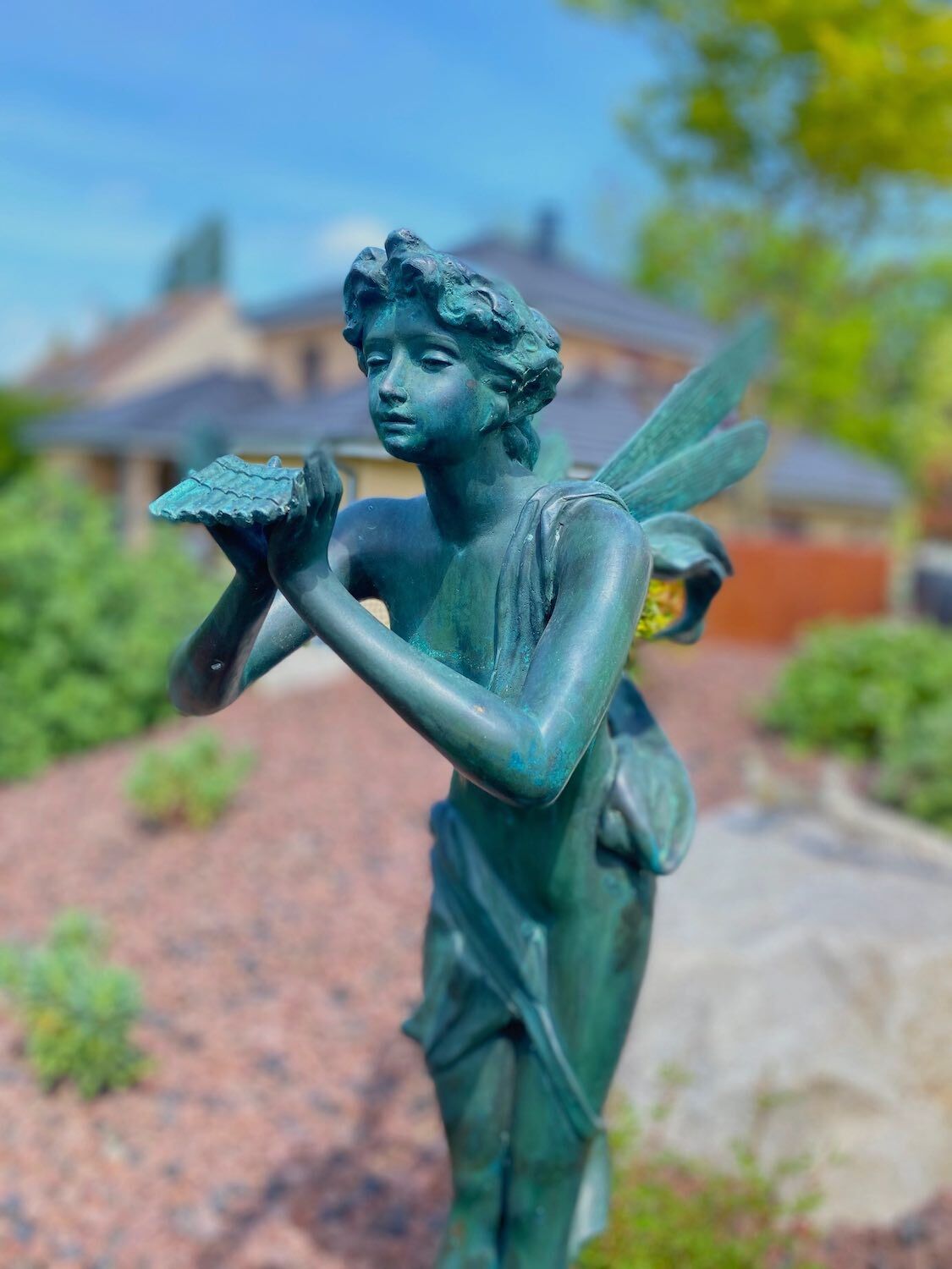 Neunkirchen/Saarland: Bronzefigur SELENE, 90 cm