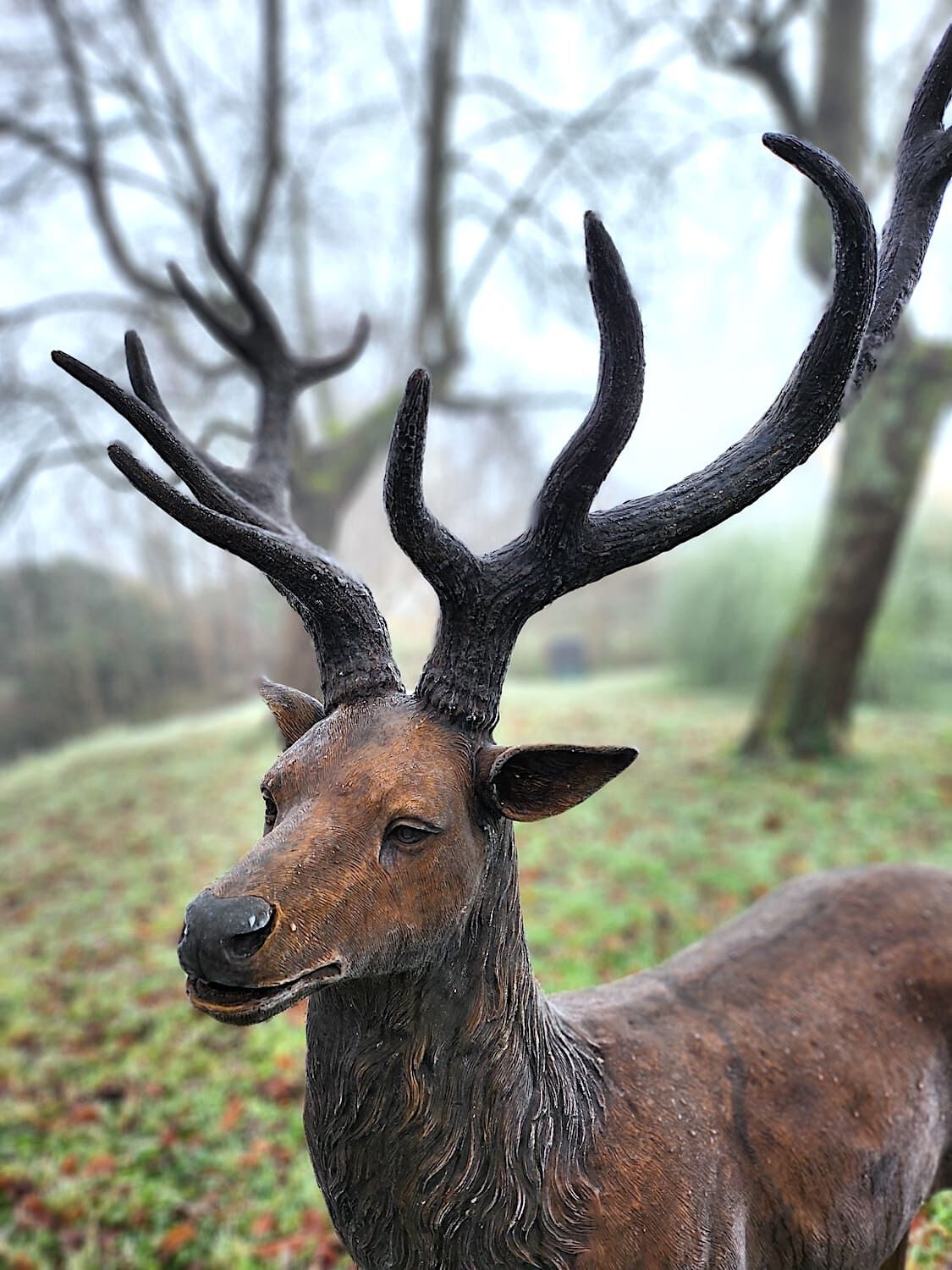 Offenburg: Bronzefigur Hirsch ORSON