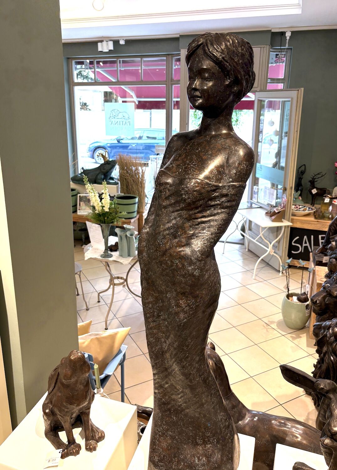 Bronzefigur KLEINE SCHWESTER, 138 cm