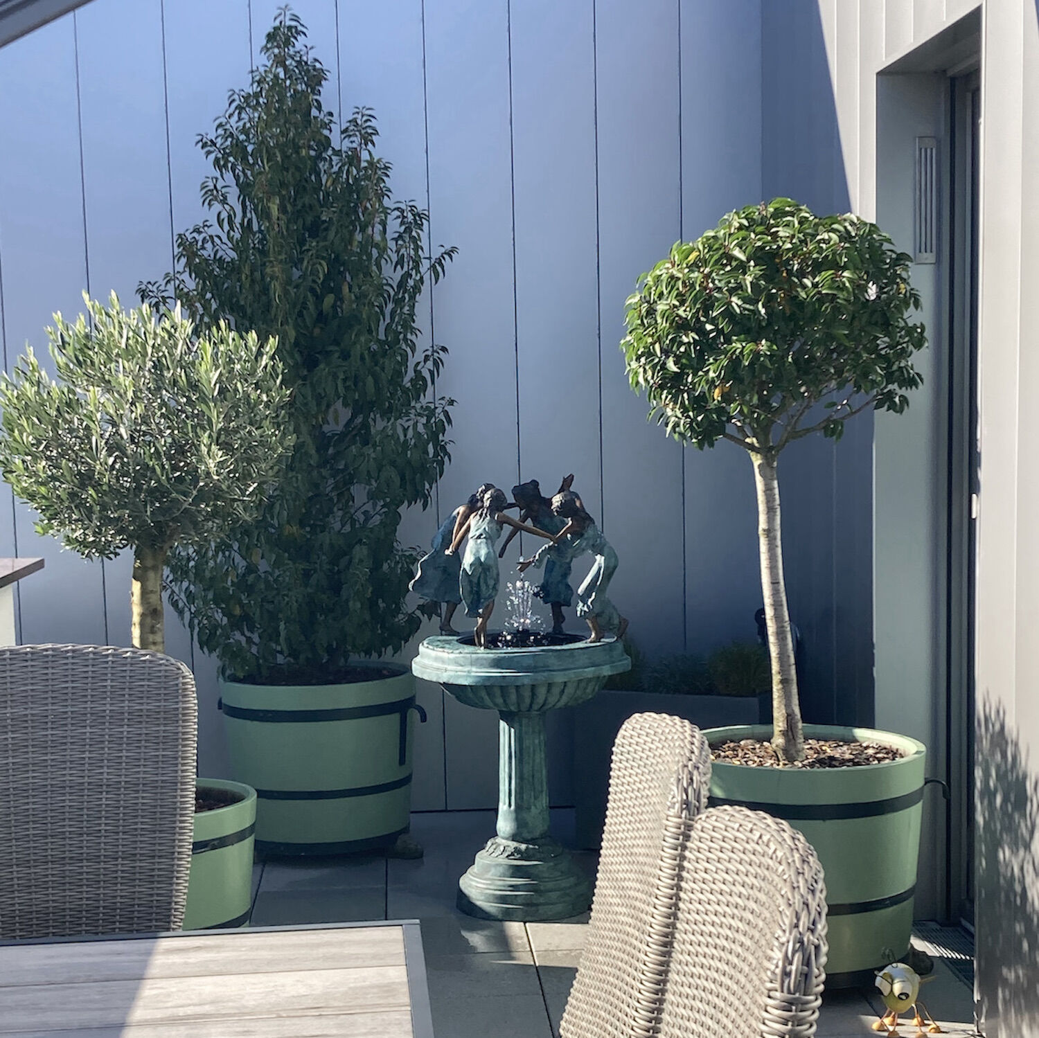 Braunschweig: Orangeriekübel SANS, SOUCI, Bronzebrunnen NYMPHENBRUNNEN