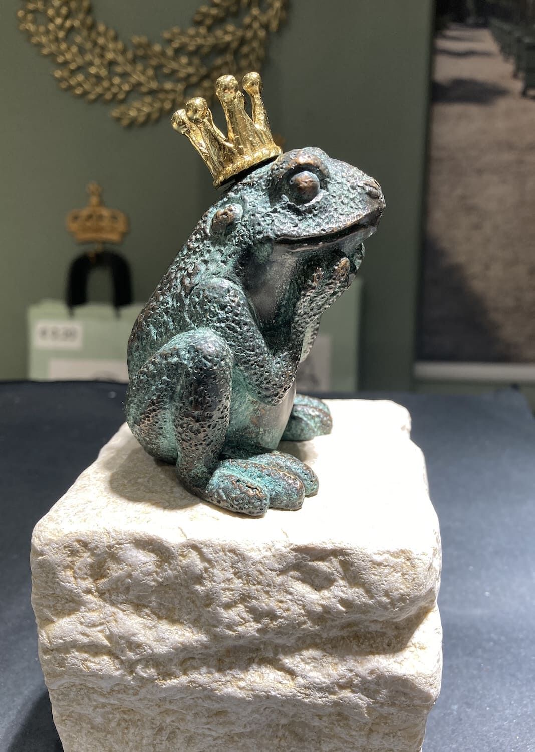 Bronzewasserspeier Froschkönig GERHARDT, 10 cm