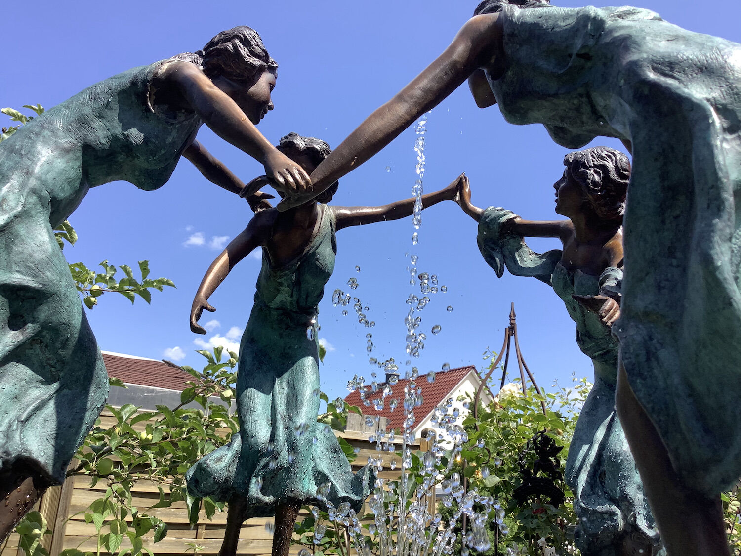 Potsdam: Bronzebrunnen NYMPHENBRUNNEN Potsdam: Bronzebrunnen NYMPHENBRUNNEN