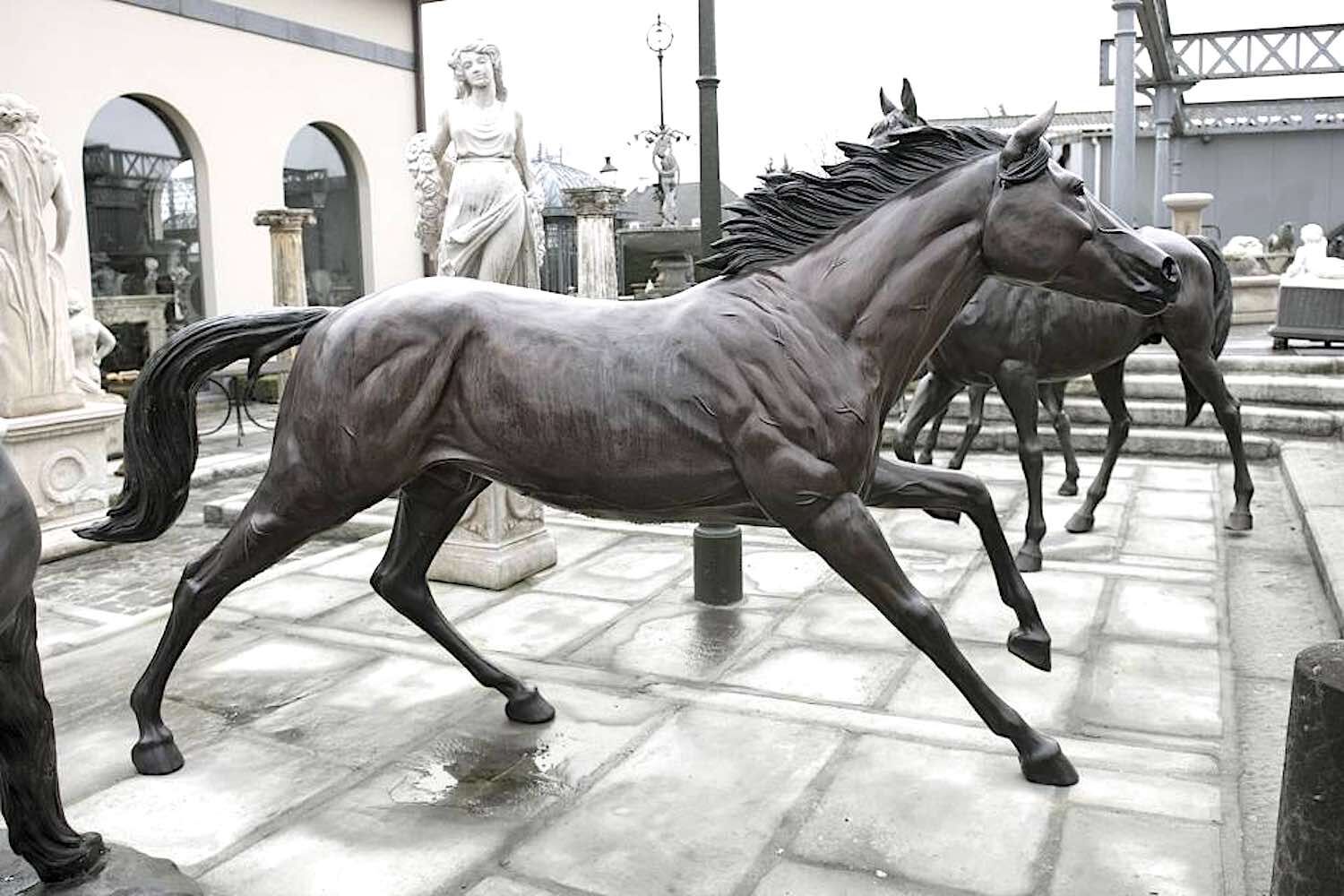Bronzefigur Pferd BASARI