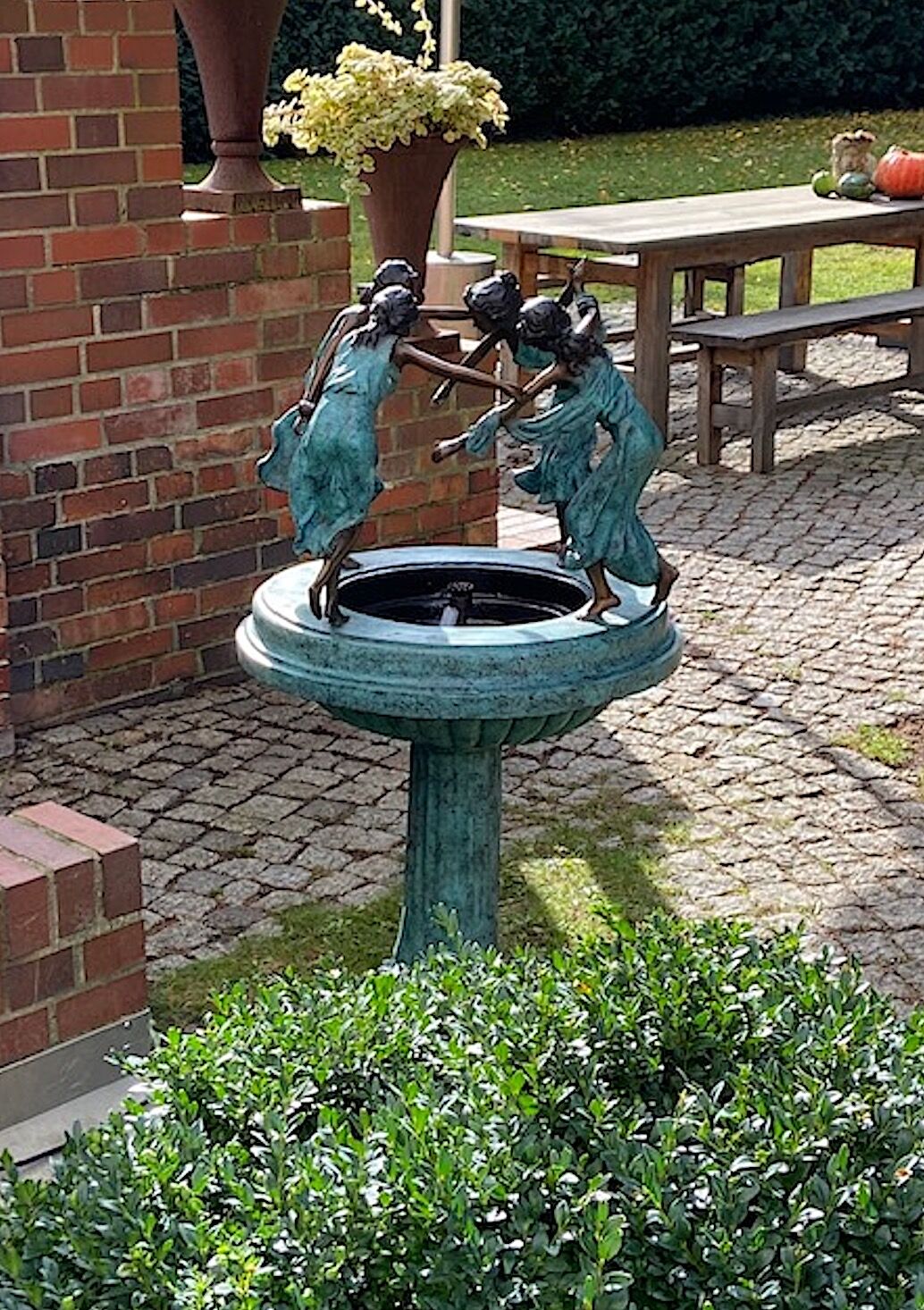 Potsdam: Bronzebrunnen NYMPHENBRUNNEN Potsdam: Bronzebrunnen, Kundenfoto NYMPHENBRUNNEN