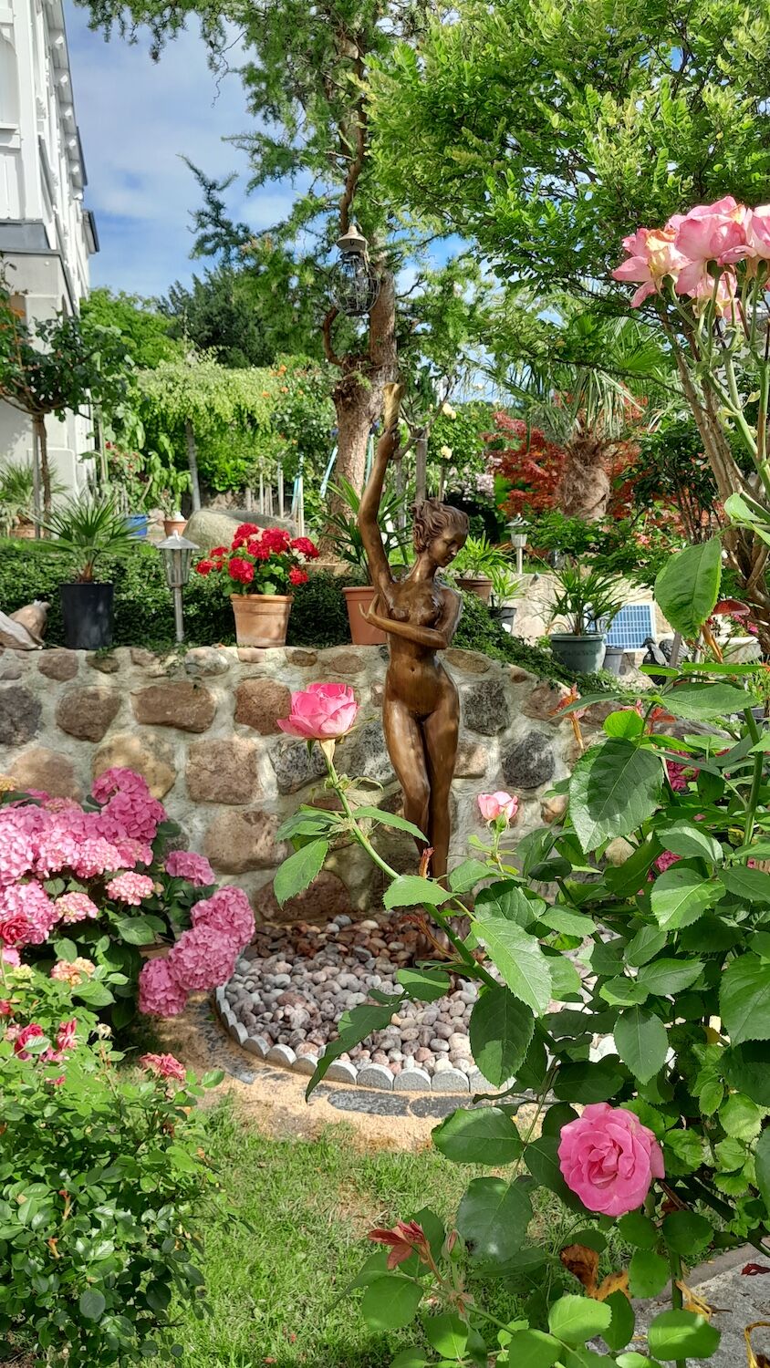 Sassnitz/Rügen: Bronzewasserspeier AURORA