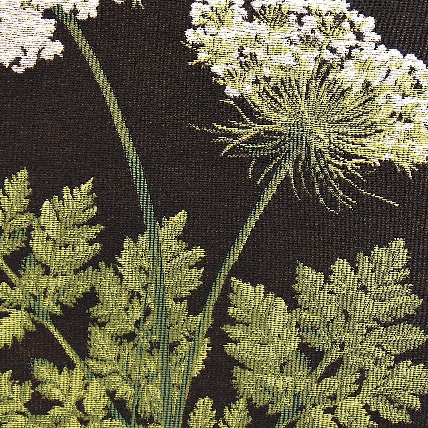 Gobelinkissenhülle Art de Lys WILDE MÖHRE schwarz, weiße Blüten 48 x 48 cm