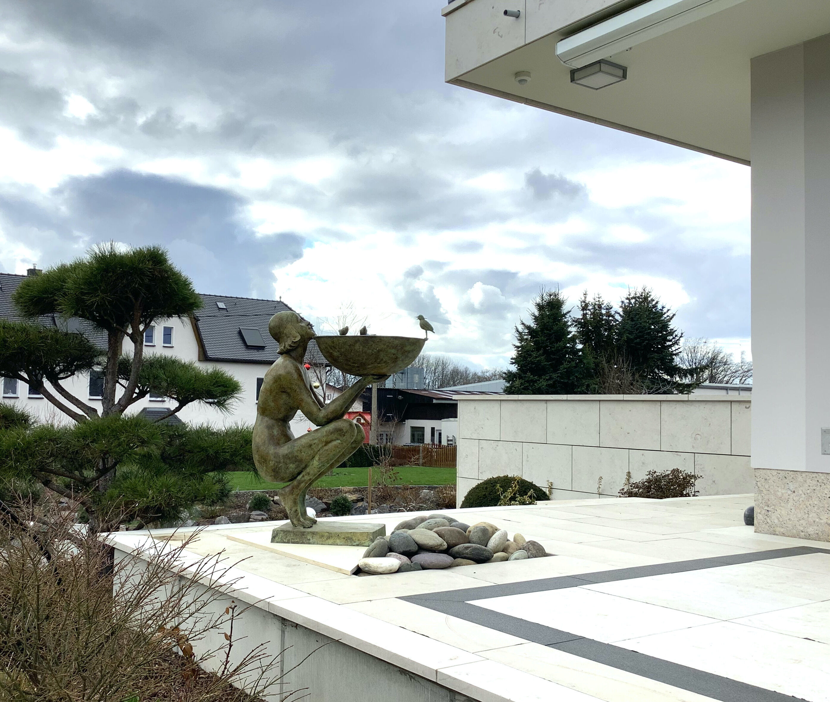 bei Leipzig: Bronzebrunnen ALESSIA bei Leipzig: Bronzebrunnen ALESSIA