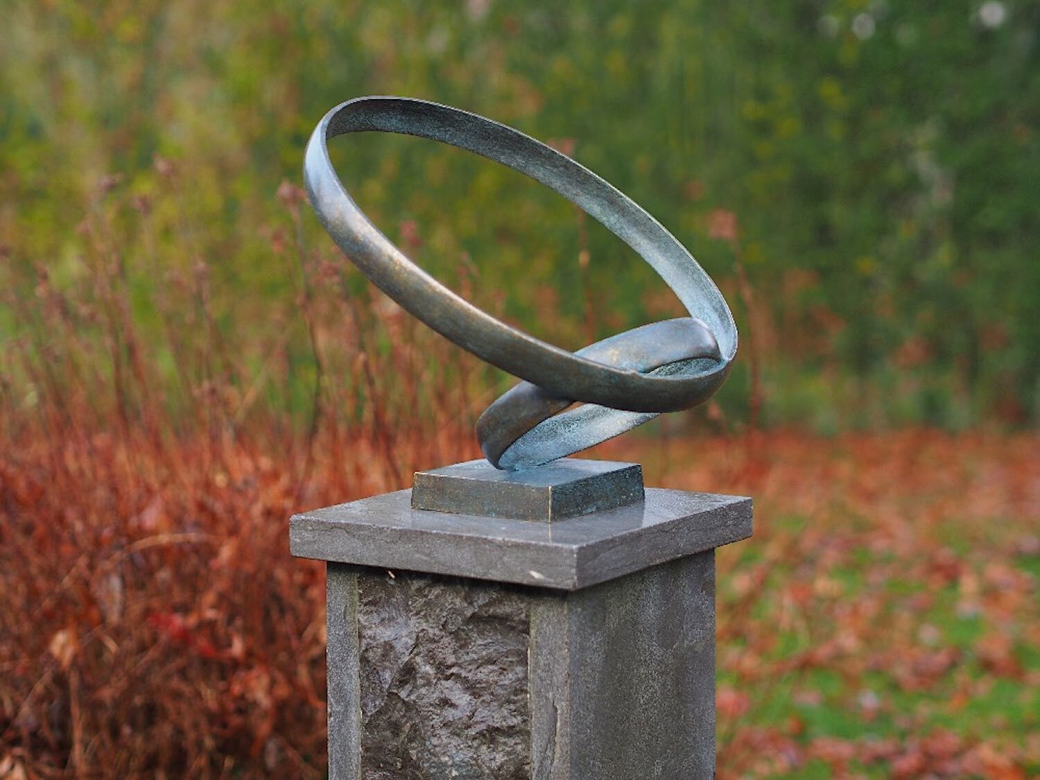 Bronzeobjekt ZWEI RINGE