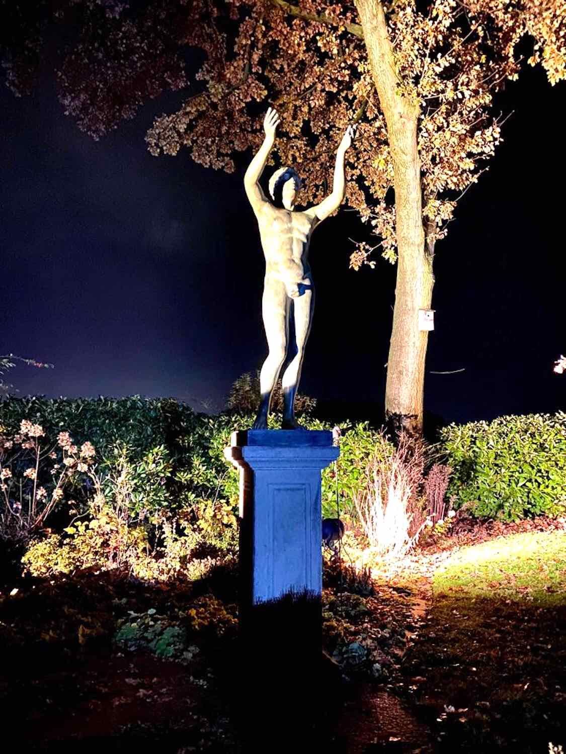 Bielefeld: BETENDER KNABE