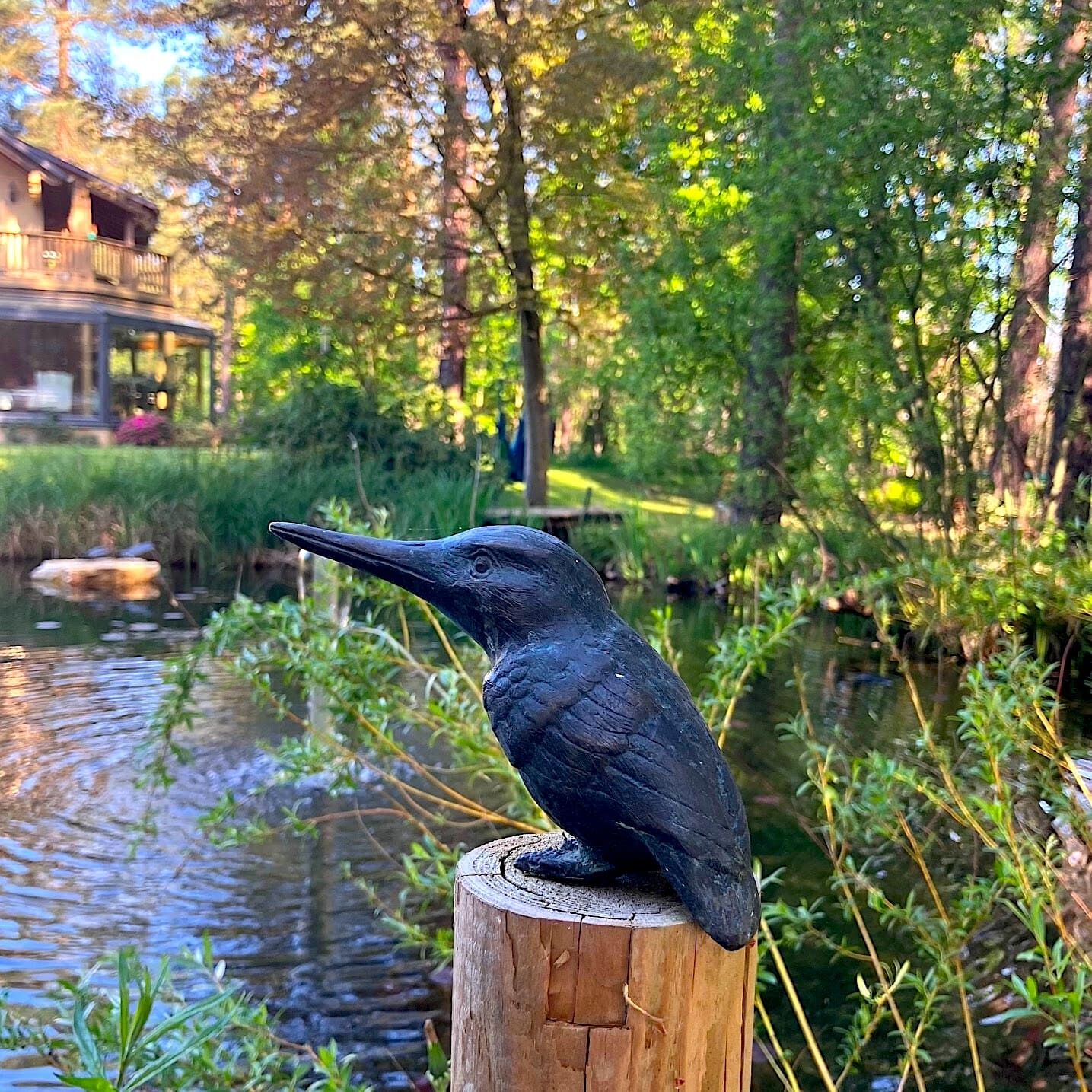 Schwarzheide: Bronzefigur EISVOGEL CASPAR