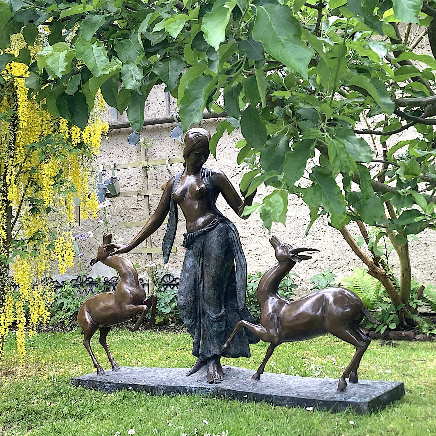 Kundenfoto Bronzefigur PARTHENA, Landkreis Mecklenburgische Seenplatte