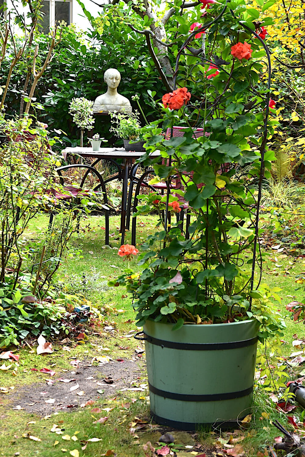Potsdam, Winzerhof Ferienwohnungen: Orangeriekübel SANS,SOUCI