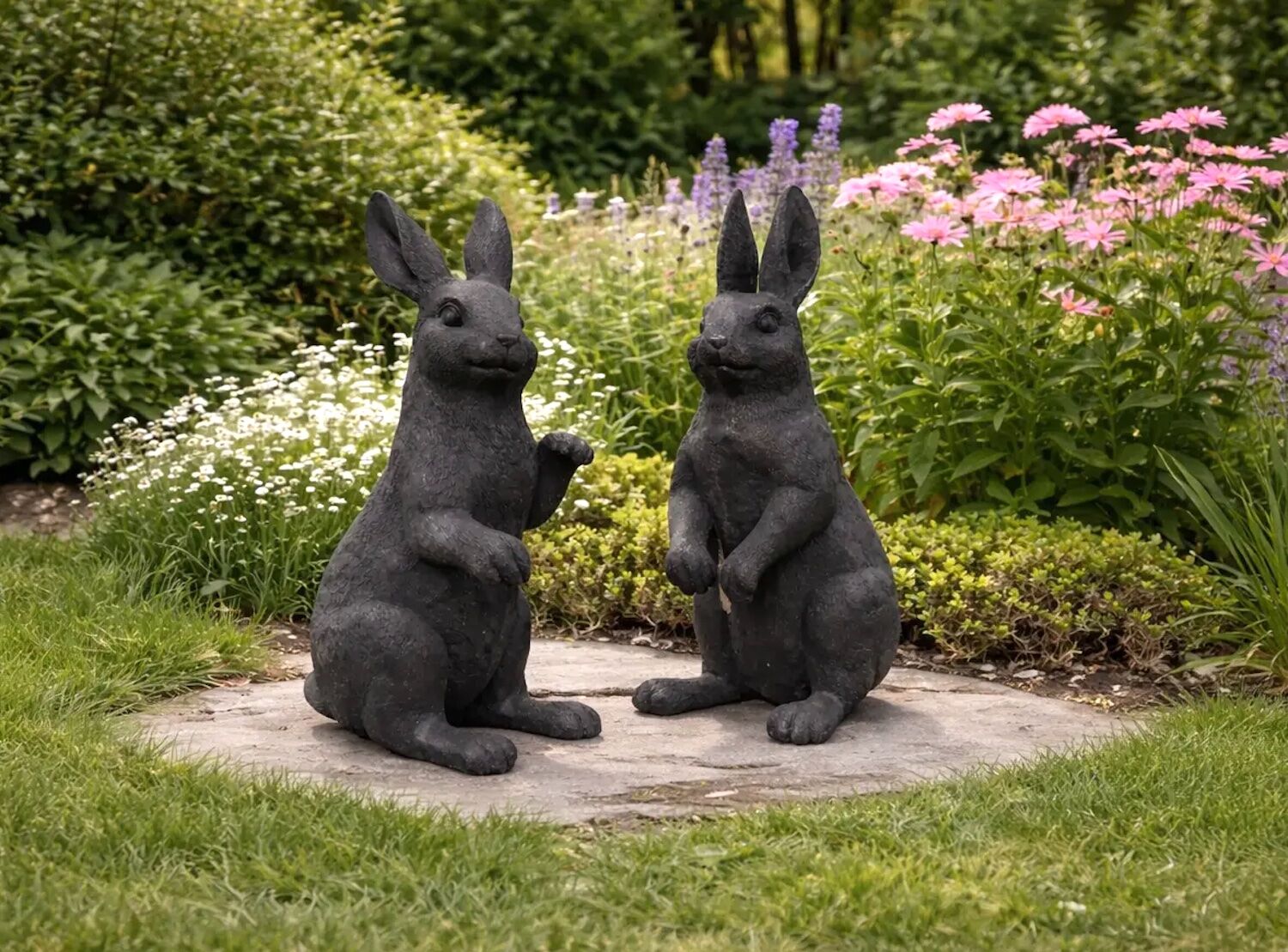 Bronzefigur Kaninchenpaar GUNDI & KLAAS Hasenpaar