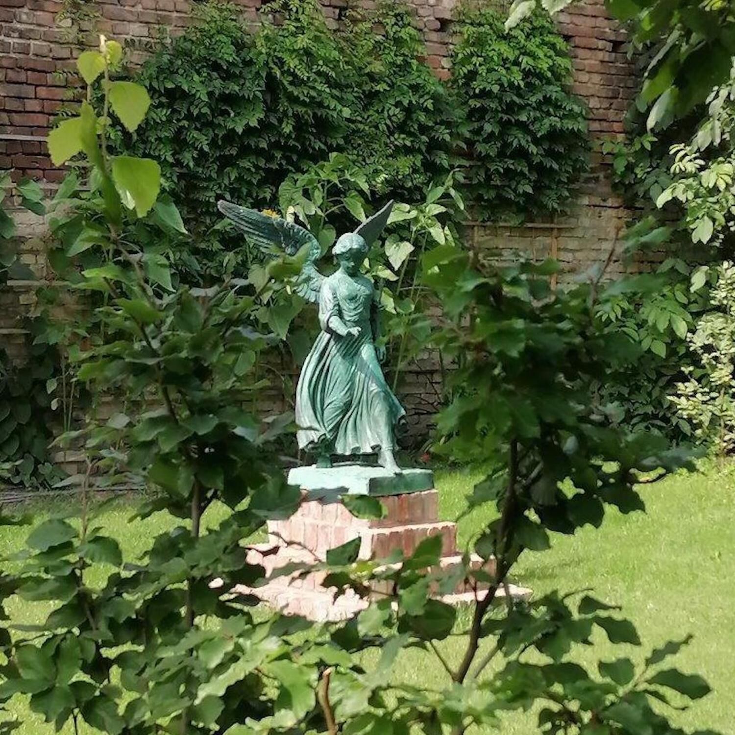 Havelland: Bronzefigur ANGEL OF THE WATERS, 124 cm