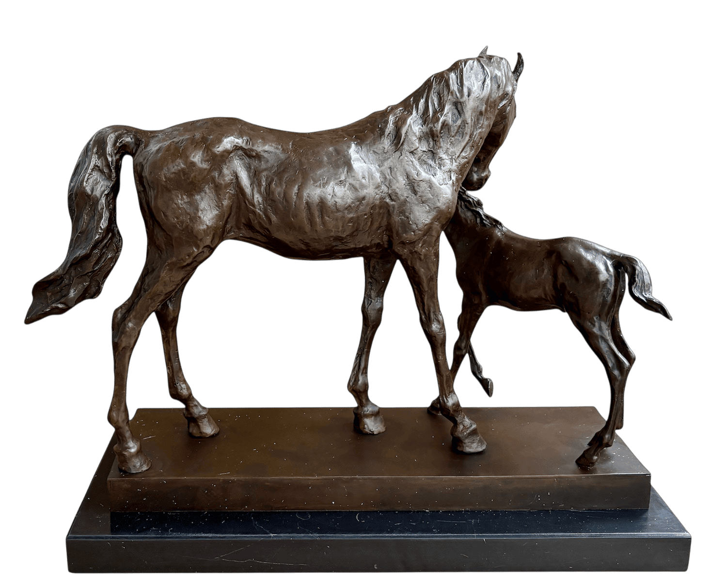 Bronzefigur PFERDEMUTTER mit FOHLEN auf Steinpodest, 42 cm