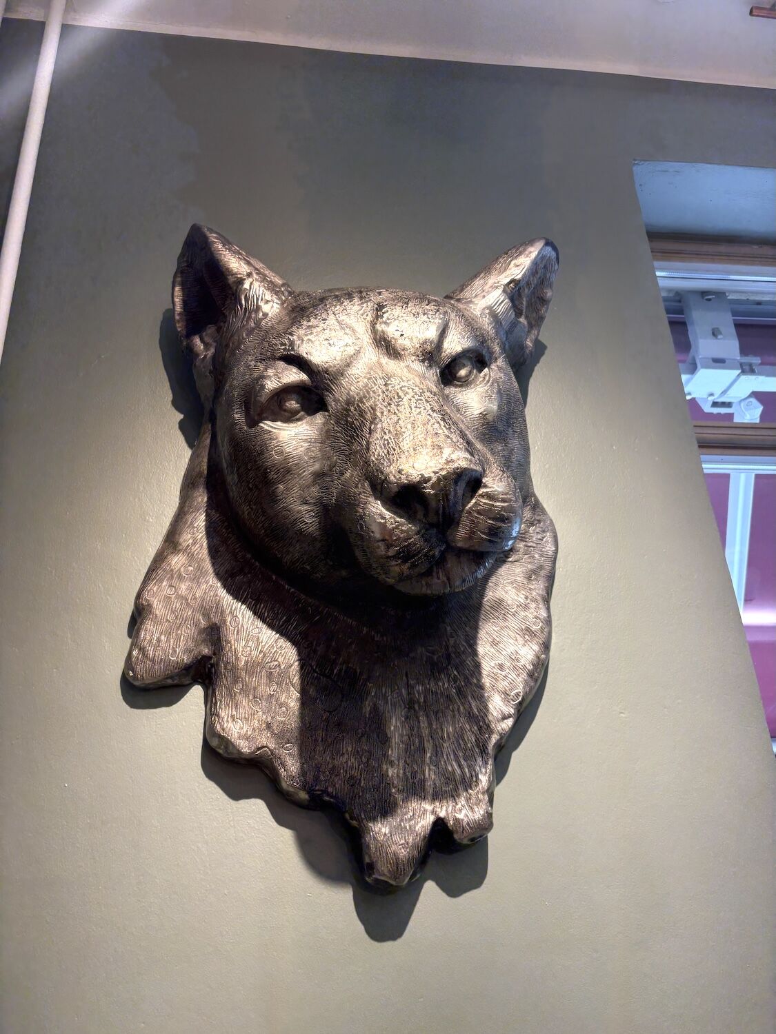 Aluminiumfigur Leopard NAMIR, Wandobjekt
