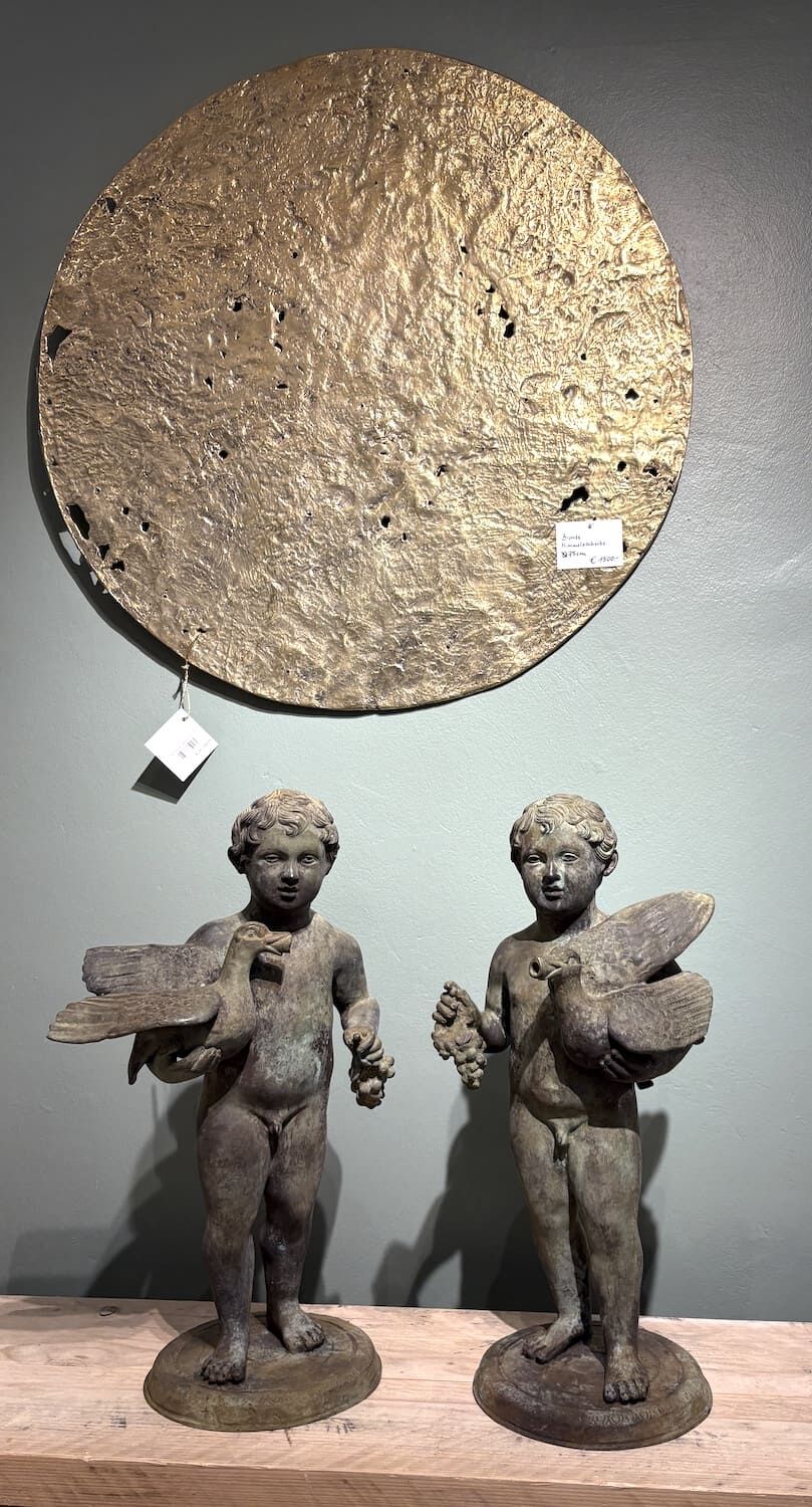 Bronzefigur Puttenpaar CASE DEI VETTII, POMPEJI, jeweils 55 cm
